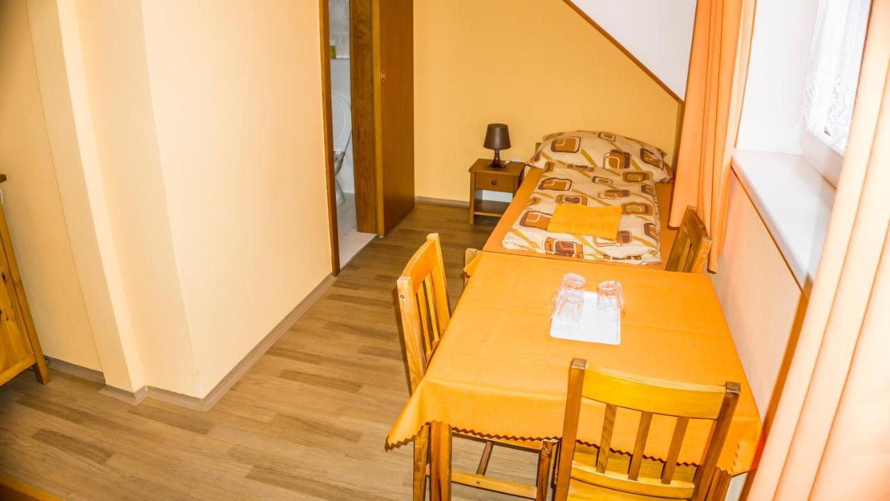 Šakvice Penzion S Restauraci Na Furhaple מראה חיצוני תמונה